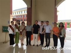来加入我们 做优雅旅校人