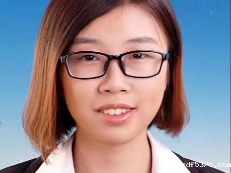 杨灿